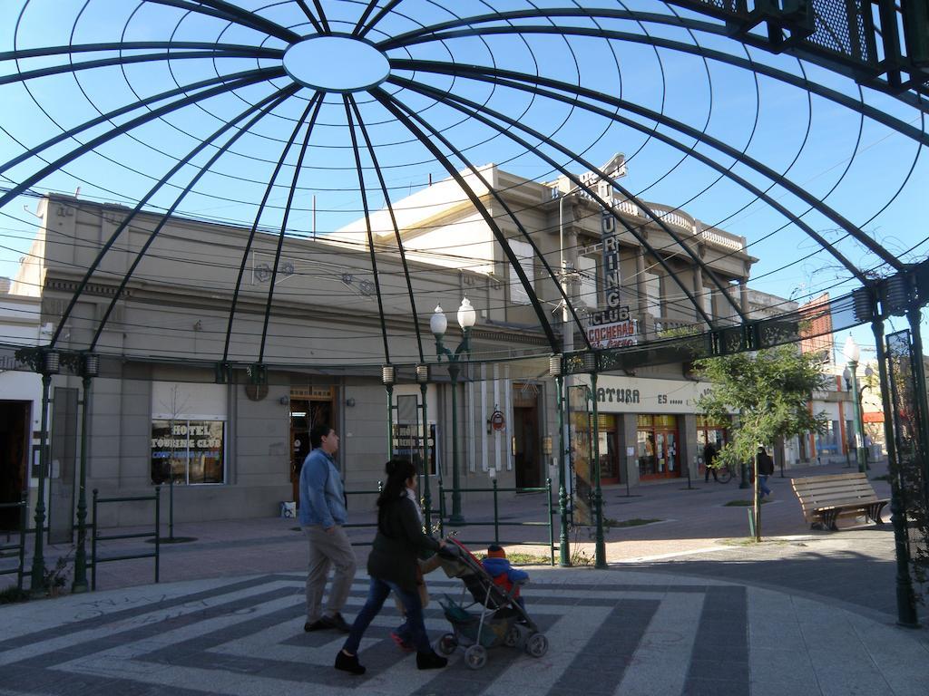 Hotel Touring Club Trelew Buitenkant foto